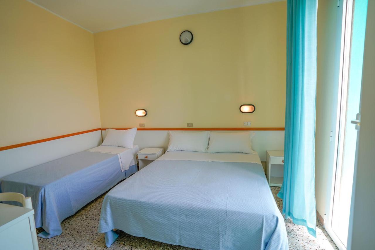 Hotel Mondial 3*